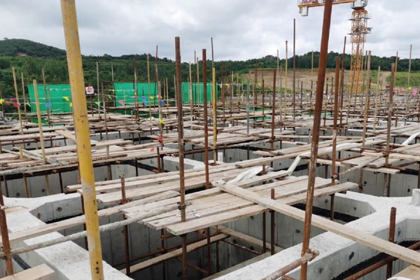 歐西建材為您分享PVC防水卷材滿粘法施工工藝！